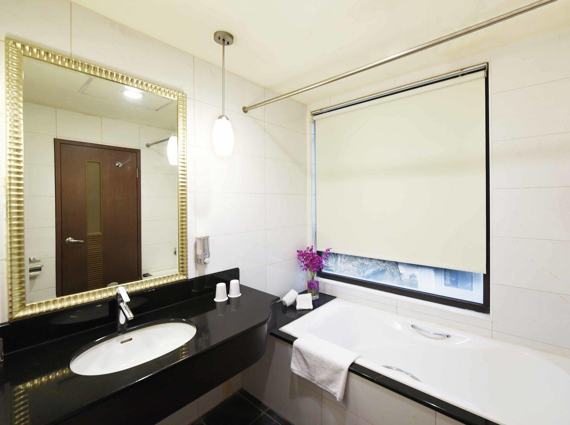 Fullon Hotel Sanyin Sanxia Extérieur photo